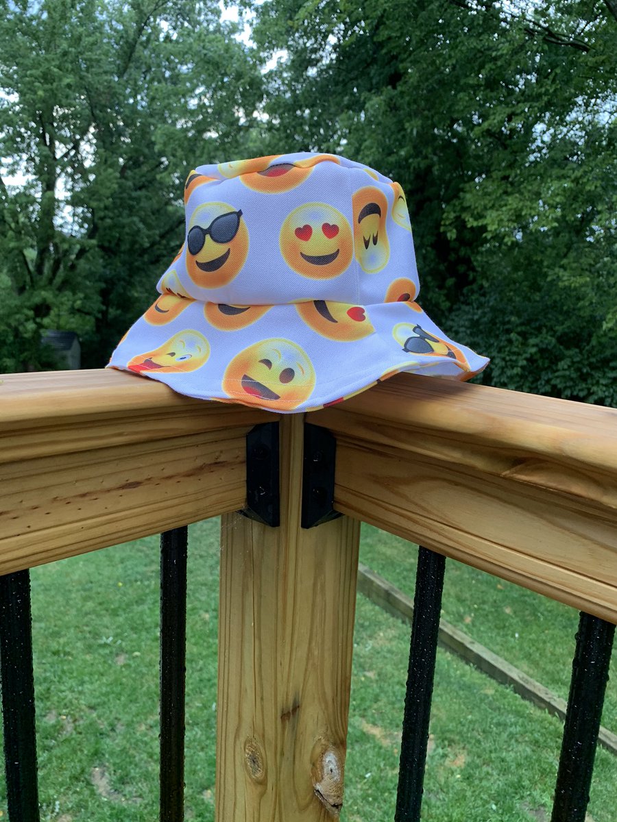 DesignsPriscus's tweet photo. New listing went up tonight- Buckets Hats! These reversible bucket hats come in 3 sizes to provide a great fit to men, women, and kids! View my Etsy (https://t.co/bTd0APhQl6) for hat dimensions and all pattern options! https://t.co/kNLZoh3asC