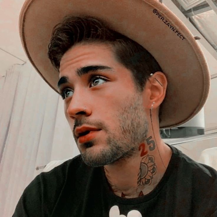 kathewsh's tweet photo. zayn es un gran artista y una gran persona, merece respeto, es hora de que tenga todo el reconocimiento que merece. SU MÚSICA ES ARTE
#FREEZAYN https://t.co/9a9s8eNFLQ