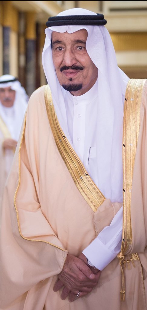 Mj_id_'s tweet photo. اللهم ألبسه ثوب العافية و حفظه من كل شر. #سلامتك_يا_ابوفهد https://t.co/GbGhcG0cKo