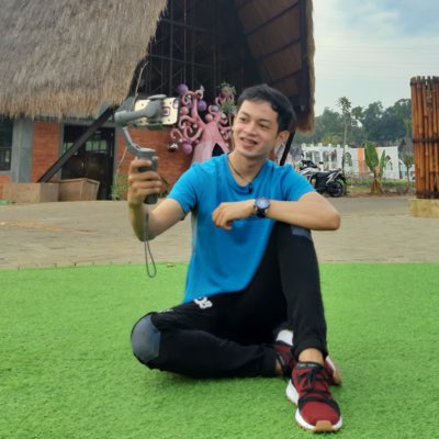 vici_van_java's tweet photo. #FotoProfilBaru https://t.co/cHPRLeUutx