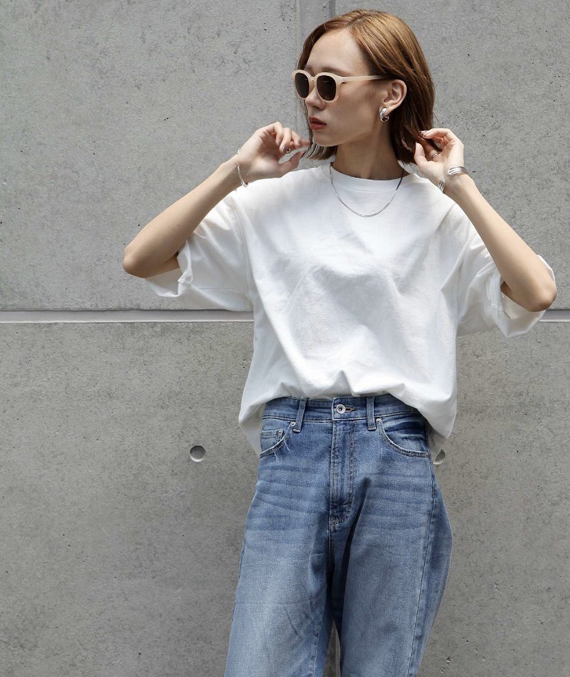 Chillfar_'s tweet photo. 【new!!】
今季マストなワイドシルエットTシャツが予約販売開始ですー！🌴🕶
カラバリ豊富で着回し力も抜群です❤︎

☑︎しっかりコットンビッグシルエットTシャツ
¥2,970(intax)🤍🤍

>>https://t.co/mI9FKQYwTM https://t.co/CETOJfRUwo
