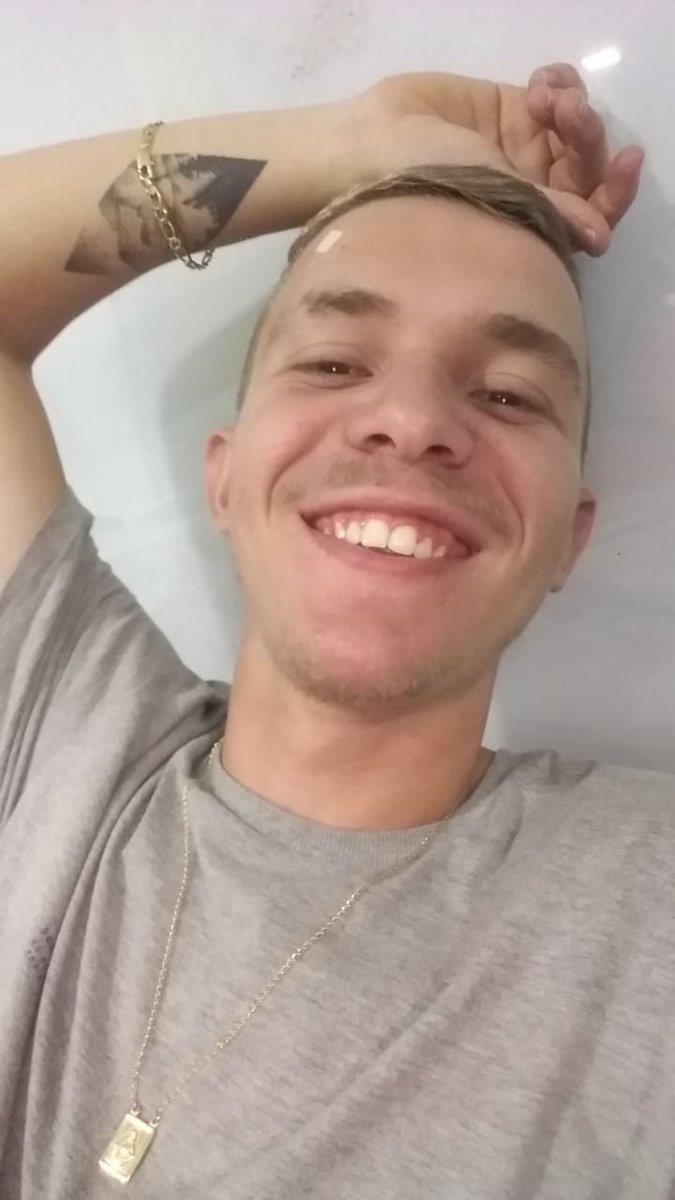 SchottenKauany's tweet photo. O sonho de vocês//O meu sonho https://t.co/uI979fZ1Du