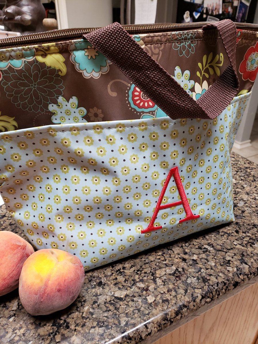 andreapatrick's tweet photo. My lunch is packed and ready to go for my first day as a principal! Asking for prayers...please pray that God gives me the wisdom and grace to do this work. π #mvestribe #shinebright #hamandcheese #notgonnasleep https://t.co/i7syxbrXxq