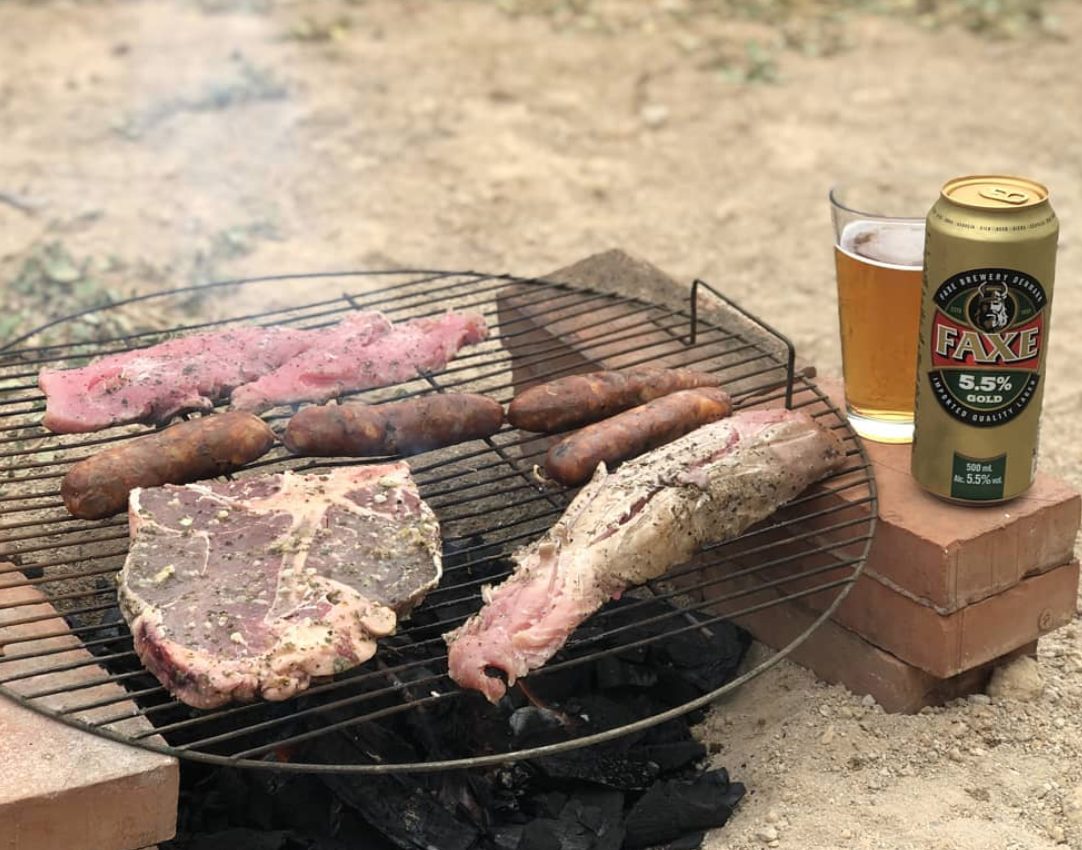 tscentrales's tweet photo. #TBT Como dice el viejo y sabio 💭 "Después de la 🌩️, siempre sale el ☀️". Se encontrará el ⏳ para disfrutar como con el compa @alfarerosrestaurante 👨‍🍳en esta 🍗🥩🐟🍖🥓; enseñanzas, aprendizajes y crecimiento son las memorias que nos otorgará este difícil obstáculo.
#FAXE https://t.co/w2CBWMHeWA