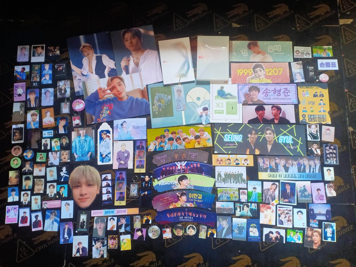 yoonjekjekx's tweet photo. Its been a year since X1 formed as a group 😭 While im cleaning i see this things that related to X1 I WISH THEY WILL BE TOGETHER AGAIN 😭 I MISS YOU X1 💕😭 @x1official101 @x1members #X1  #x1reboot #BringBackX1 https://t.co/qb0mOPgck8