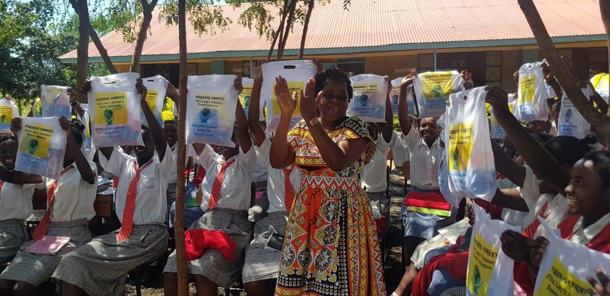 FoundationShina's tweet photo. We partnered with Aids Healthcare Foundation Kenya &amp; the government to help adolescents and youth to mentor them into reliable and responsible citizens. This took place along Nairobi Mombasa highway in 9 primary and 6 secondary schools. Schools received dignity packs. https://t.co/iCj5EVkxQA