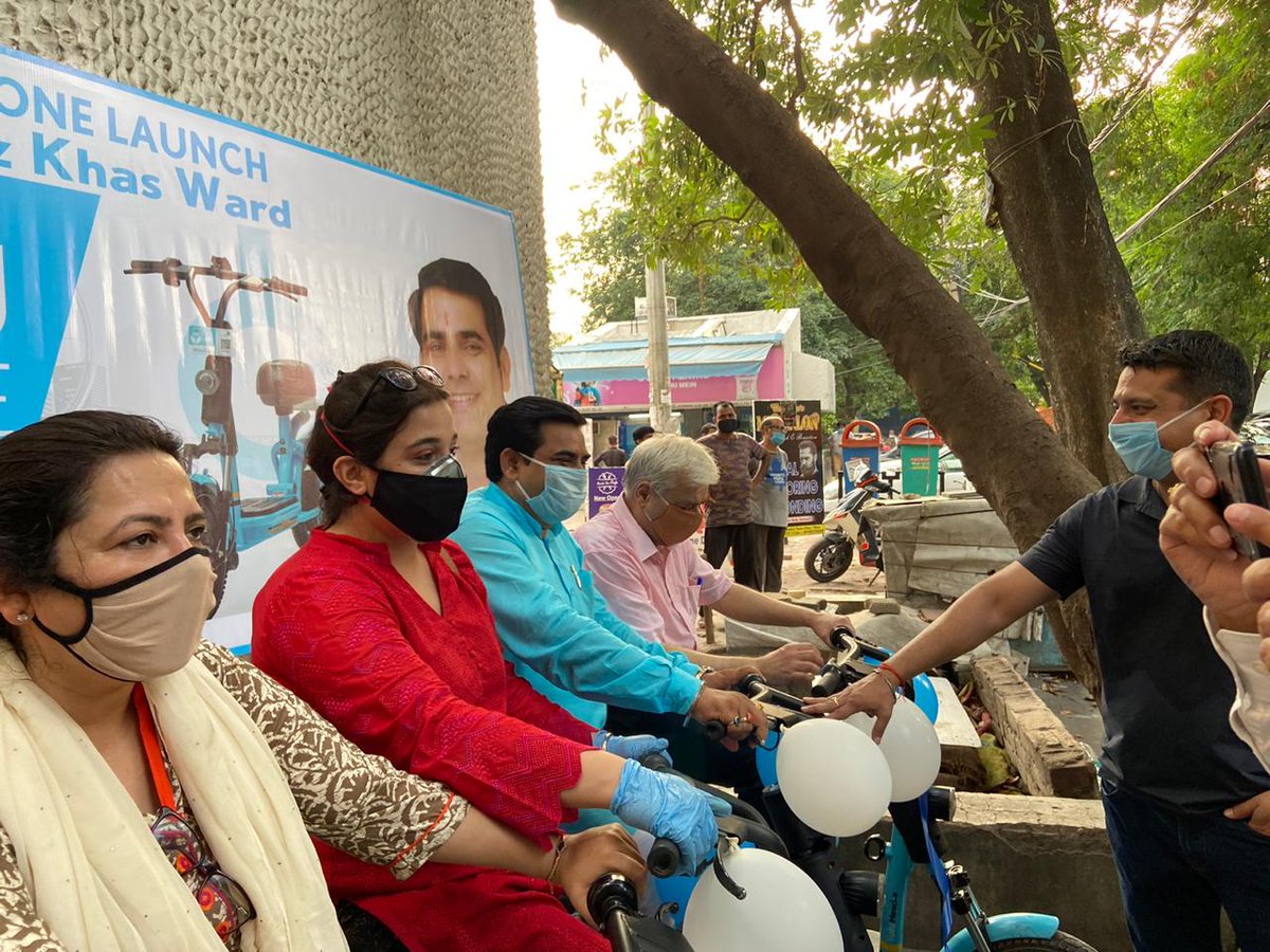 radhikadubjp's tweet photo. Yesterday, launch of #YuluZone with our h'ble MP Mrs @M_Lekhi ji and the residents at #SafdarjungEnclave Ward!
#GoElectrical https://t.co/53DsGQZUdy