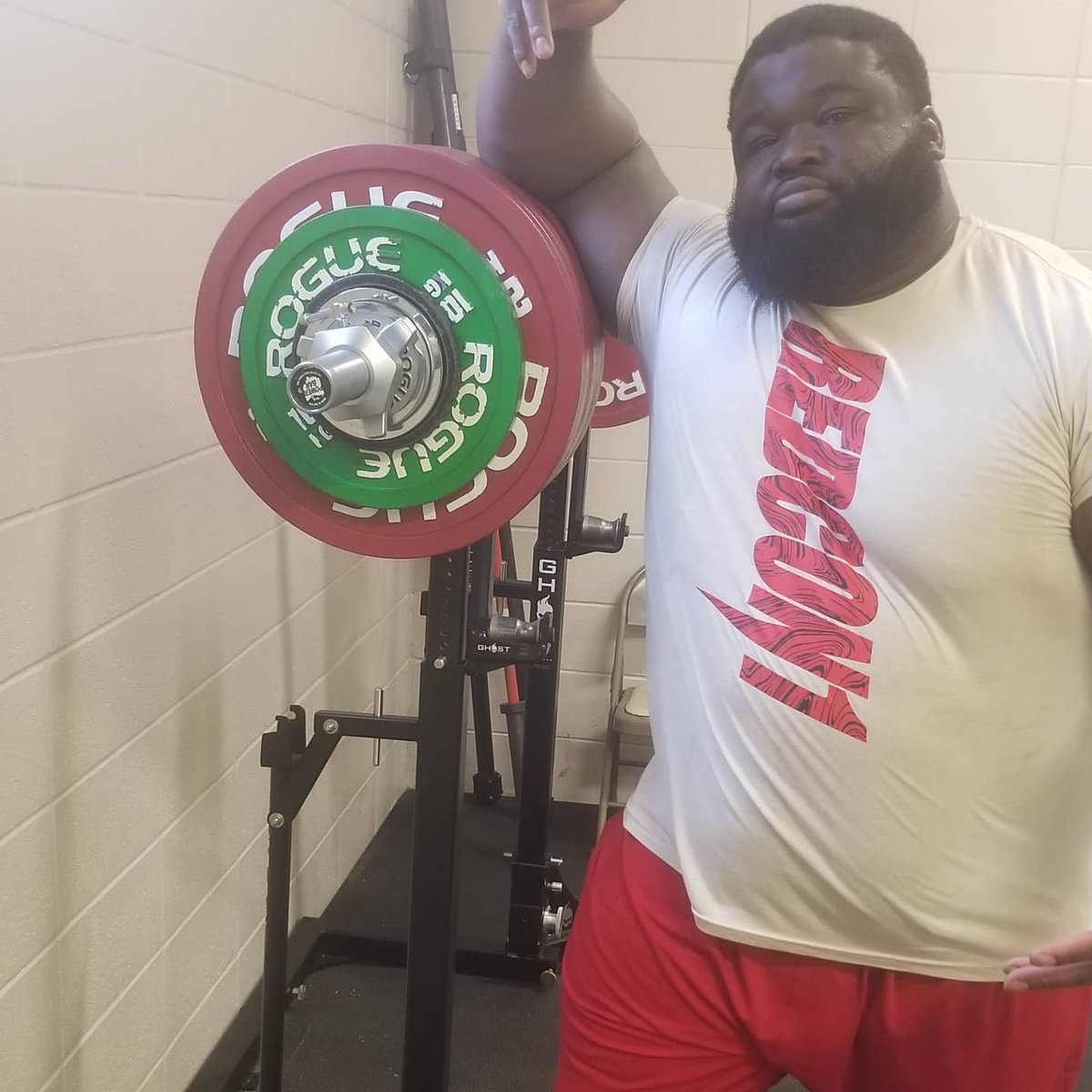 Coach_Williams1's tweet photo. Mane!  I got it in today and finished up with some cardio... The music I started with wasnt getting it for my cardio portion so I had to go to good ole Johnny G to bring it home!!

#WilliamsStrong @RedCon1Official @RogueFitness @SBDApparel @sbdintheusa https://t.co/wAKM3d3z0C