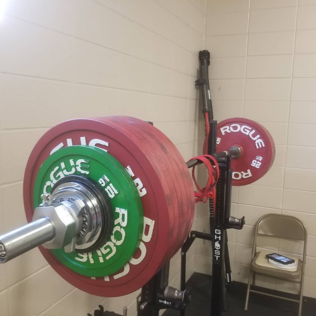 Coach_Williams1's tweet photo. Mane!  I got it in today and finished up with some cardio... The music I started with wasnt getting it for my cardio portion so I had to go to good ole Johnny G to bring it home!!

#WilliamsStrong @RedCon1Official @RogueFitness @SBDApparel @sbdintheusa https://t.co/wAKM3d3z0C