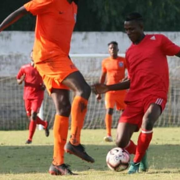 PlanetSports2M's tweet photo. https://t.co/BALzSj8kLE

Sylvain is a skill player , all club must dream to have; but as our Togo's media sector is poor, players usually have no videos.

Left player, with  great qualities ; speed , technic , goal scorer ; he can play in positions : 7, 10, 11 ... https://t.co/ElXUm1VFbq