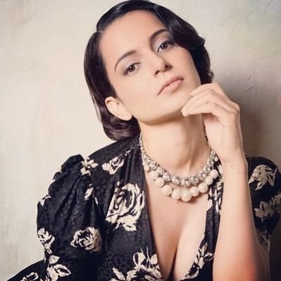 Ambedkercarvan's tweet photo. So friends fight against #nepotisminbollywood whom you support
👉RT for Kangana Ranaut
👉Likes for 🐷 Bhaskar https://t.co/86mbnDkOlX