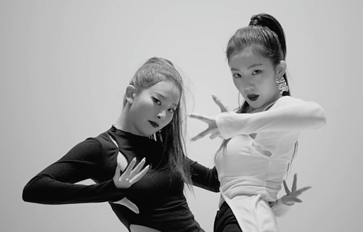 baeyerinnie's tweet photo. o poder de irene e seulgi https://t.co/ddao5ciw1Y