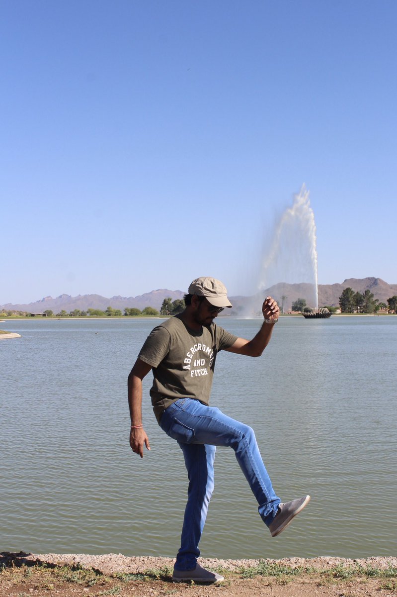 kingchiru15's tweet photo. #ThrowbackPics #FountainHills #fountainhillsaz #Scottsdale #Arizona #ExploringArizona

PC: @MDeepak_K https://t.co/wvShgwJede