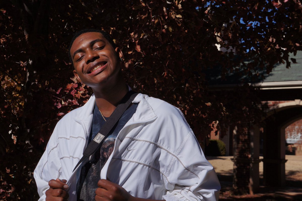 slimmynick's tweet photo. #WhosWhoOfOkstate 

Hey I’m nick 

Sophomore 2023 hopefully 

Construction engineering technology major

NSBE Finace chair 

I’m nice with the mathematics if you need some help 👌🏾 https://t.co/lV3FJSkkkk