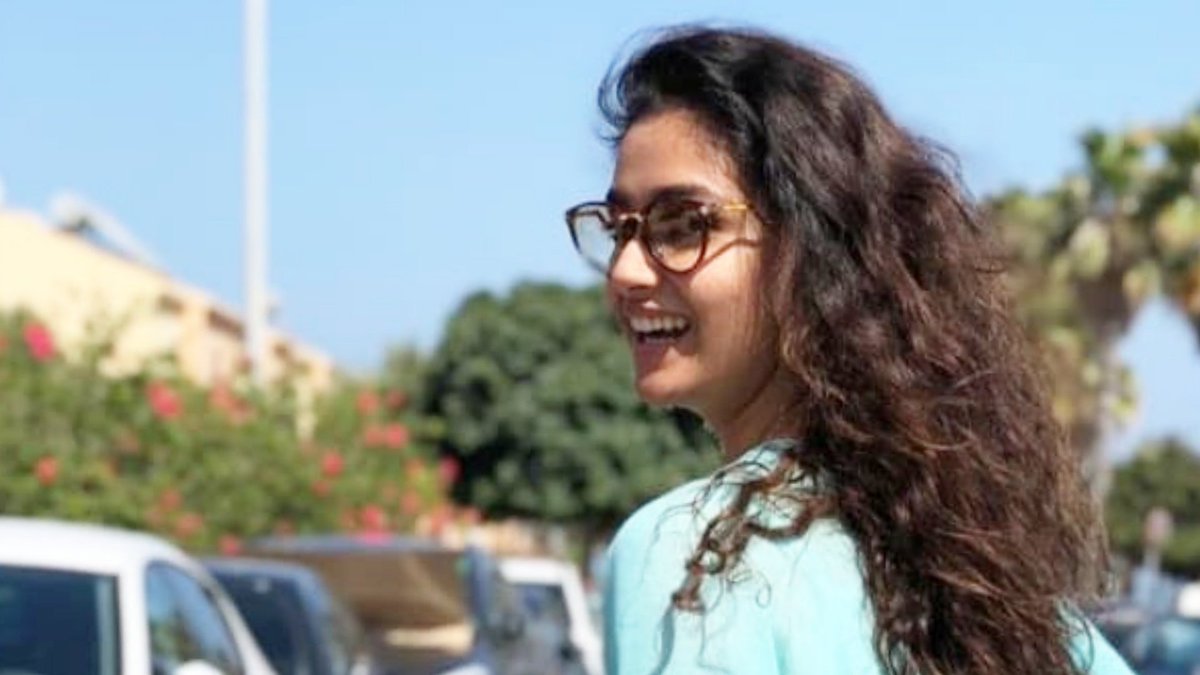 keerthy_jeeva's tweet photo. Blue Cute Doll💙💙💙💙
#Keerthysuresh #mondaythoughts #mondaymorning #Spain #Malaga #Beautiful #trending #Twitter @NARENcloseup @actor_nithiin https://t.co/0timvtqWL0