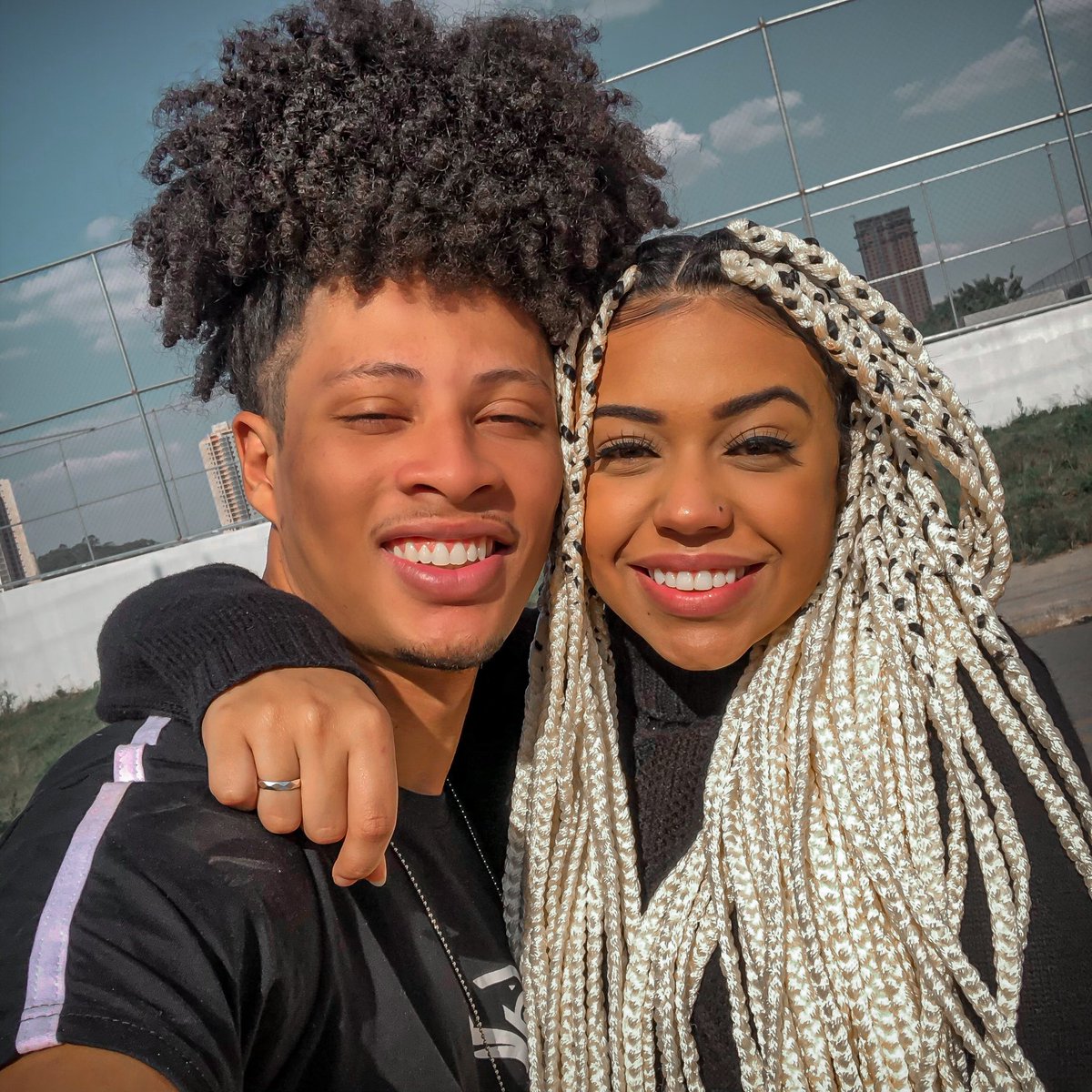 Estado Civil / Completamente Feliz Contigo