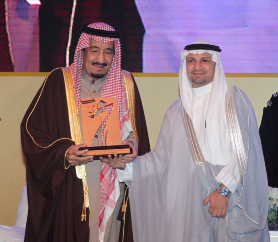 S_Khawandanah's tweet photo. اللهم احفظ سيدي #خادم_الحرمين_الشريفين واشفه وعافه..
اللهم البسه لباس الصحة والعافية.. https://t.co/96sOCOhodO