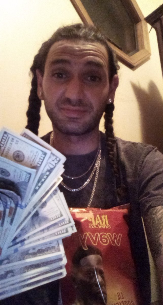 niteridersMG's tweet photo. @BOOSIEOFFICIAL I'm just tryna get like you!! It's been a HOT summer so I been chillin with your Louisiana heat @RapSnacksNow chips!!🔥🤑 Love the "Flavor" haha see what I did there!? But for real the new single hot! Song of the summer!!🎶 #Flavor #NewSingle #RapSnacks #BoosieBoo https://t.co/wlrlc20kwu