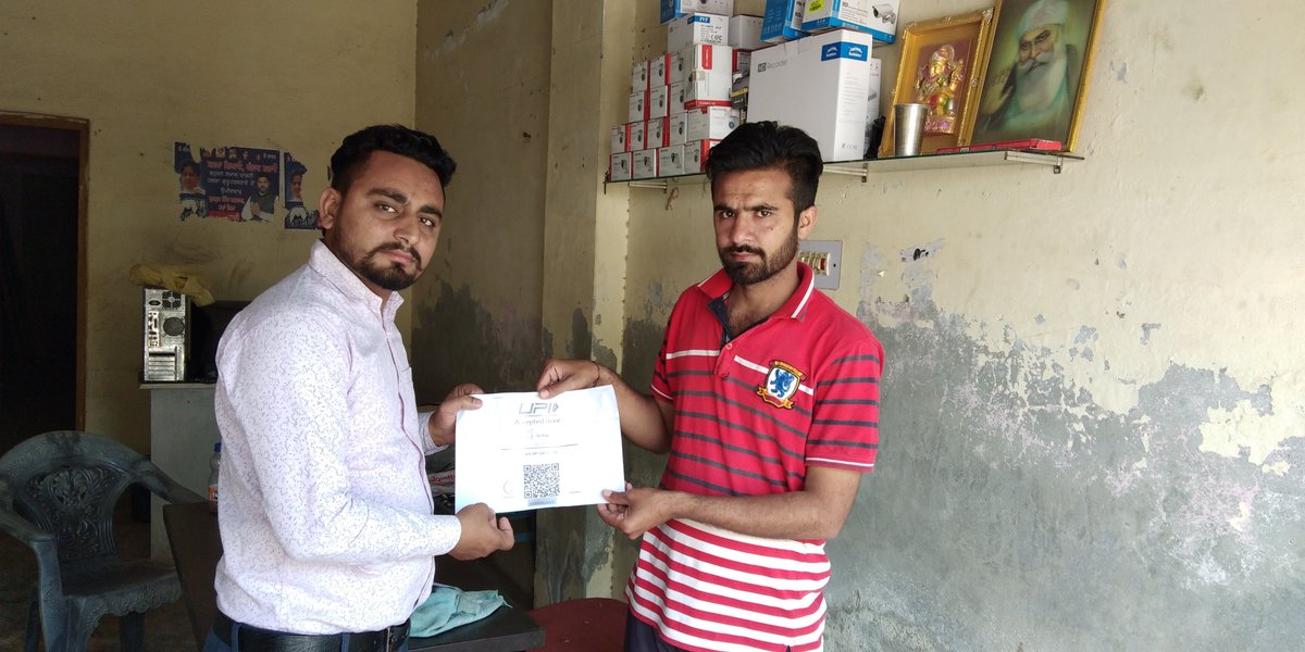 Baljind05172000's tweet photo. डिजिटल इंडिया की सफलता में सीएससी केंद्र VLE की अहम भूमिका.
#CSCPunjabDay 
@dintya15
@jpsinghch
@CSC_Punjab
@rrsingh15
@MANISH_CSCSPV
@navinpatwardhan
@amitpbspm
@CSC_Punjab
@rsprasad
@wifichoupal
#CSCseGRAMSWARAJ 
@academy_csc
@OfficeOfRSP
@CSCegov_
@amitpbspm https://t.co/0gnKd2vTFV