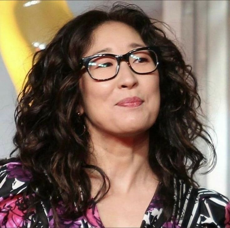 HAPPY BIRTHDAY SANDRA OH

49 anos de vida dessa mulher incrível, we love you sandra!!   