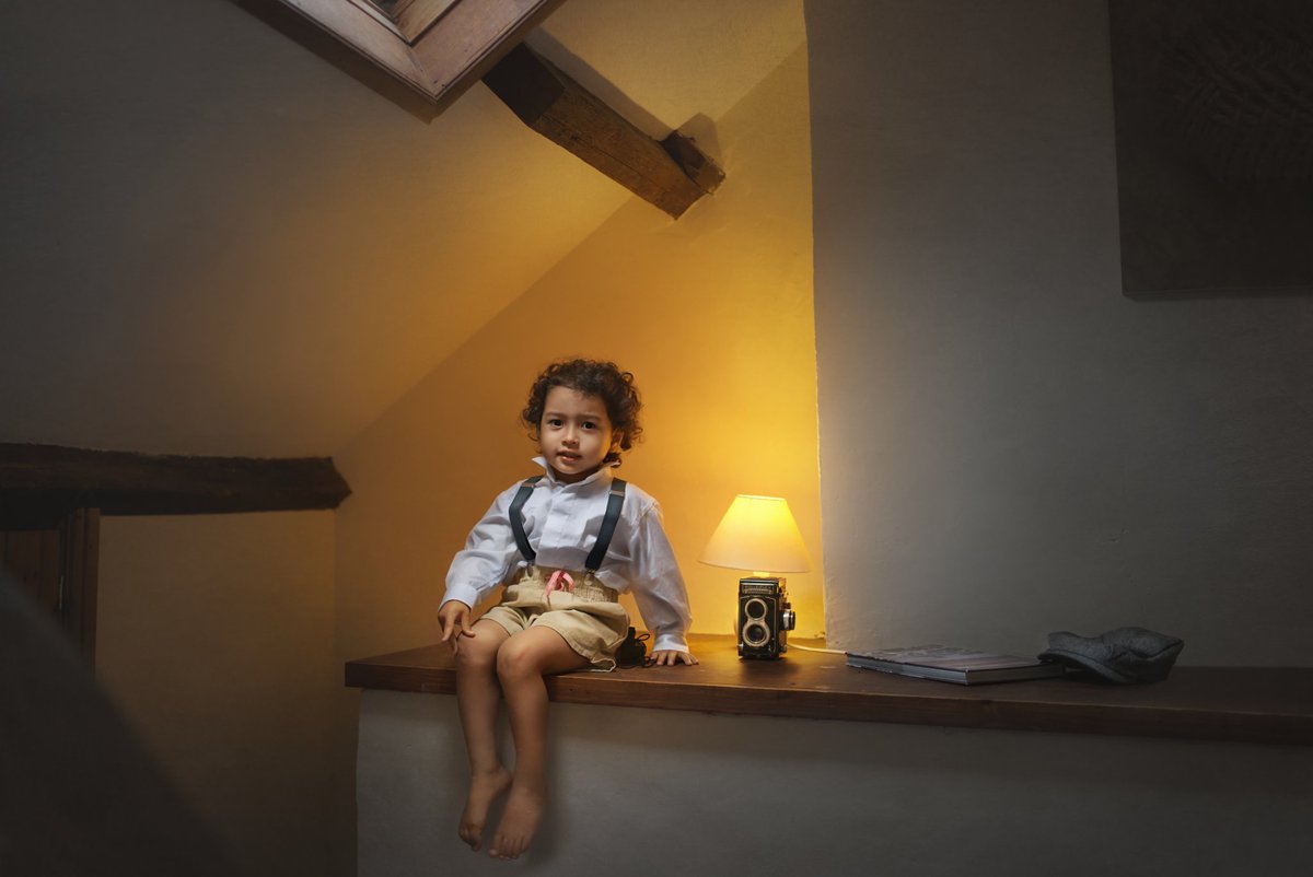 alyssazed's tweet photo. Missing #holidays in #Wales... Hopefully we can come back soon. #Portrait using #SonyA7III and #samyang #35mm... This was in our hotel room in #Pontrhydfendigaid last #summer. https://t.co/RsOFUn1HtP