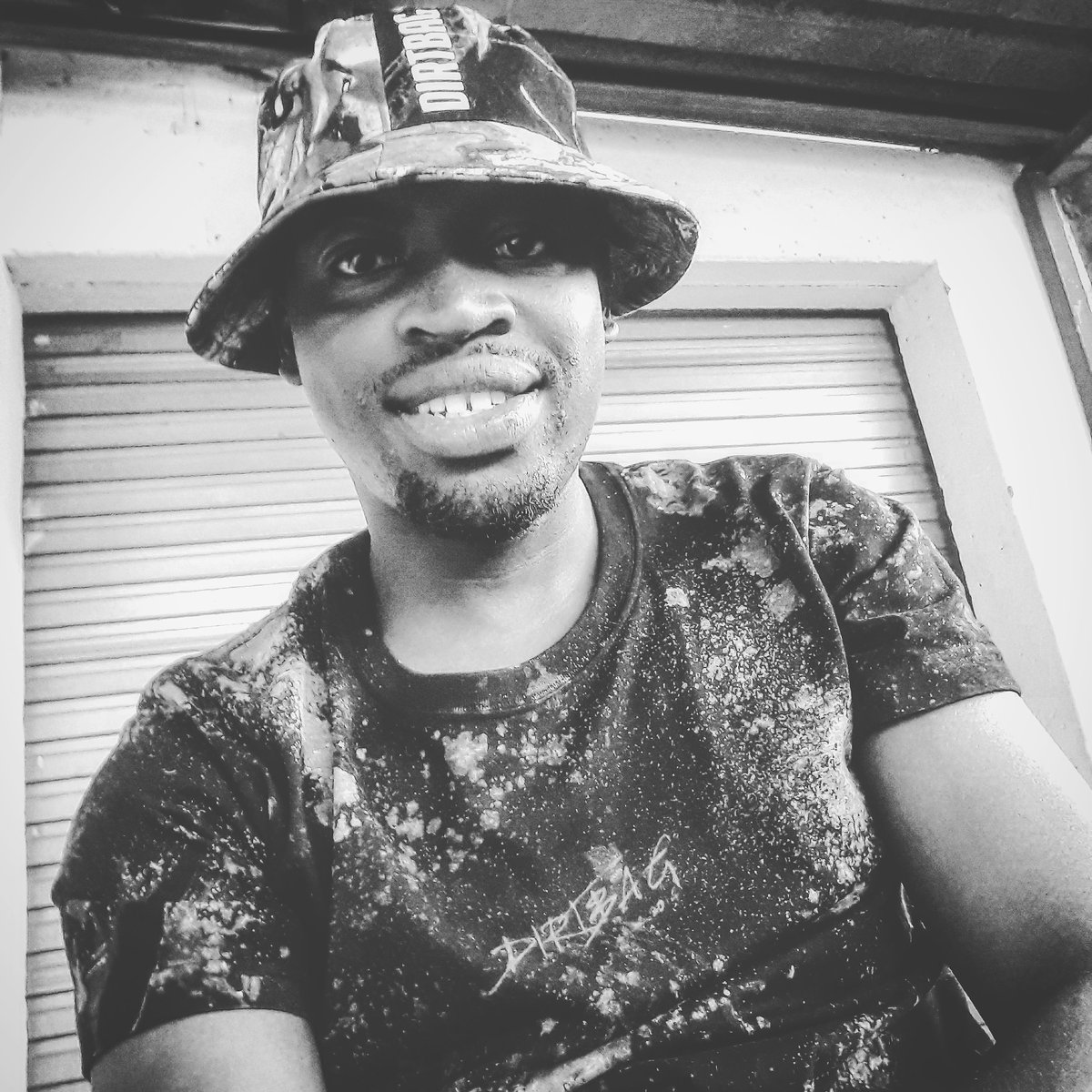 TablicBeatbox's tweet photo. your time, Don't live too fast. In the end you have yourself to blame or to thank. Stop relying on others and create your own happiness. You have your whole life ahead of you. Don't spend all your time in the past.
#LovePeaceAndBeatbox #BeatboxSA #Beatboxer #MCM #BlackMen https://t.co/UZ67wqolD2