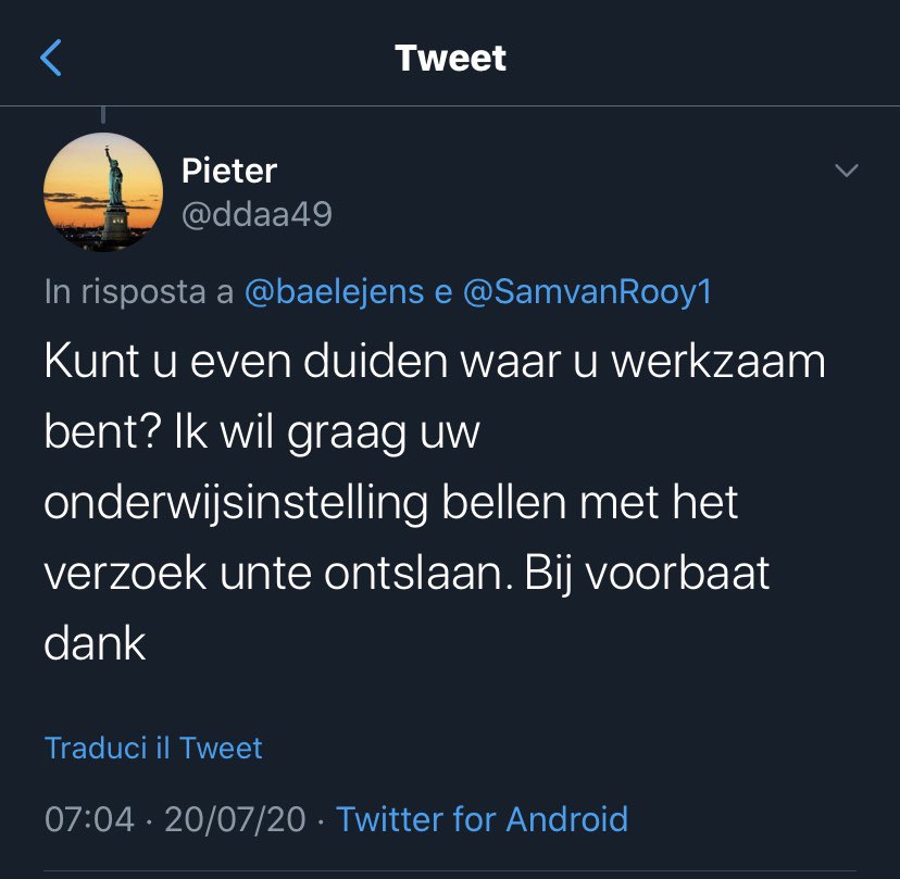 baelejens's tweet photo. Deze ‘volksvertegenwoordiger’ verdraagt geen kritiek op zijn racistische uitlatingen. Daarbij schoffeert hij het volledige lerarenkorps. Vervolgens komen zijn vriendjes helpen om mij te intimideren #nietmijnvlaanderen 👇🏻 https://t.co/CDOn3gB6Gu