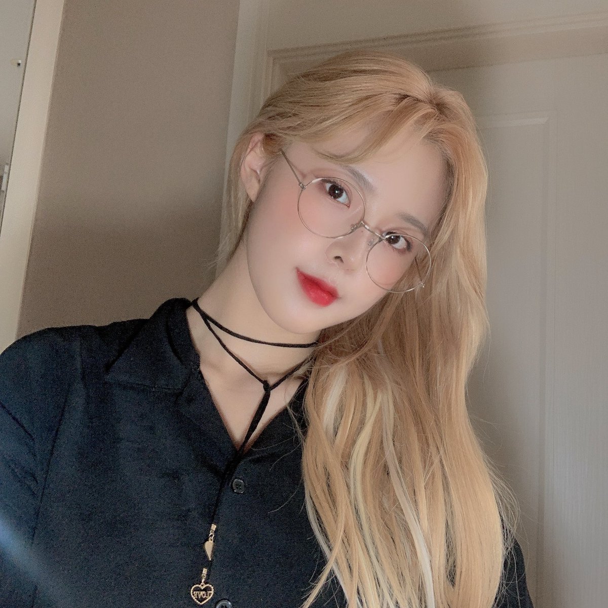 ANS_official_'s tweet photo. [#제이]

제하🥭 앤써들 월요일이라 평소보다 더 힘들죠 😢 이제 저녁 시간이니까 상어 보면서 조금만 더 힘내기🦈✌️오늘도 내일도 제랑해💙
저메추- 서브웨이(플렛브레드+치킨데리야끼+양상추,토마토,양파,오이+데리야끼+핫칠리)+화이트마카다미아쿠키)

#ANS #angelnsoul #에이엔에스 #J #제이상어 https://t.co/8zoB3B46uf