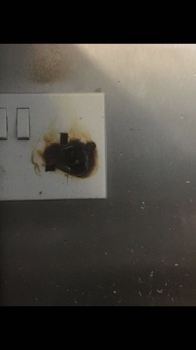 pat_rts's tweet image. Good morning, shocking find in a public house in Bath this morning. Staff didn&apos;t notice or smell anything. This proves how important it is to carry out PAT Testing/ electrical equipment inspections. Finding this today potentally prevented a electrical fire and saved lives. #bath