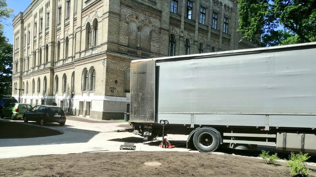 RigaAnatomy's tweet photo. Furniture of the exposition has arrived & moves in into freshly renovated building 🙌 #museumbuilding https://t.co/MMTGVLCu1o