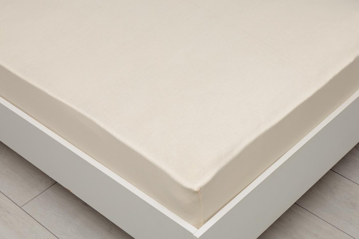 ДОЛЕН ЧАРШАФ С ЛАСТИК ИЛИ БЕЗ?

hometex.bg/Dolen-charshaf…

#Hometex #Хоумтекс #спалнобельо #спаленкомплект #домашентекстил #чаршафи #доленчаршаф #чаршафсластик #доленчаршафсластик