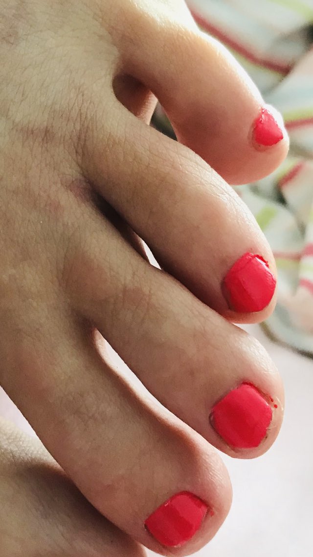 gs_sepi's tweet photo. Who wants to lick these toes? 😛😛😛 #feetpic #feetnation #feetlove #feetfindom #feetmaster #toes #feet #solesfeet #soles #feetcurves #feetfetish #footslaves #longtoes #higharches #prettytoes #sexyfeet @ukprettyfeet @BritFootBabes @iloveredtoes https://t.co/pDfUyGC6Cq