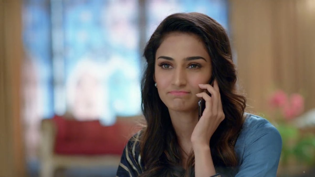 stanejf's tweet photo. #Prerna-โAnyway phone pae baath karkae mazaa Nahi araha Komolika, Kal milthe hein party mein and then we will talk, one on one, what sayโ
Bravo #Prerna
#PrernaStrikesBack
#EricaFernandes the entire #Prelika tashan you nailed it, expressions, attitude ๐๐
#KasautiiZindagiikay https://t.co/RjBluTcNBu