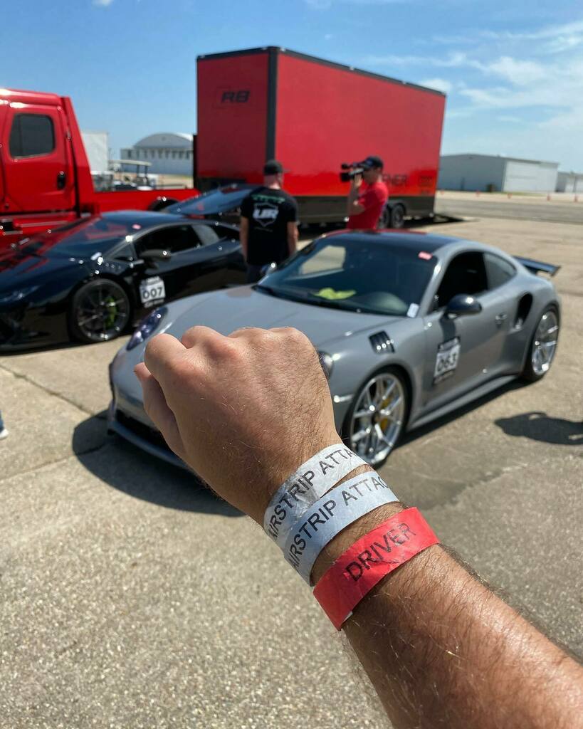 WatchJRGo1198's tweet photo. One very fast weekend in the books! Airstrip Attack was one of the most fun automotive events I’ve ever done, spent the whole weekend hanging out with friends and burning ⛽️ #WatchJRGo #airstripattack #porsche #lamborghini #shifts3ctor https://t.co/XMcQZRpZWT https://t.co/44egLgekub