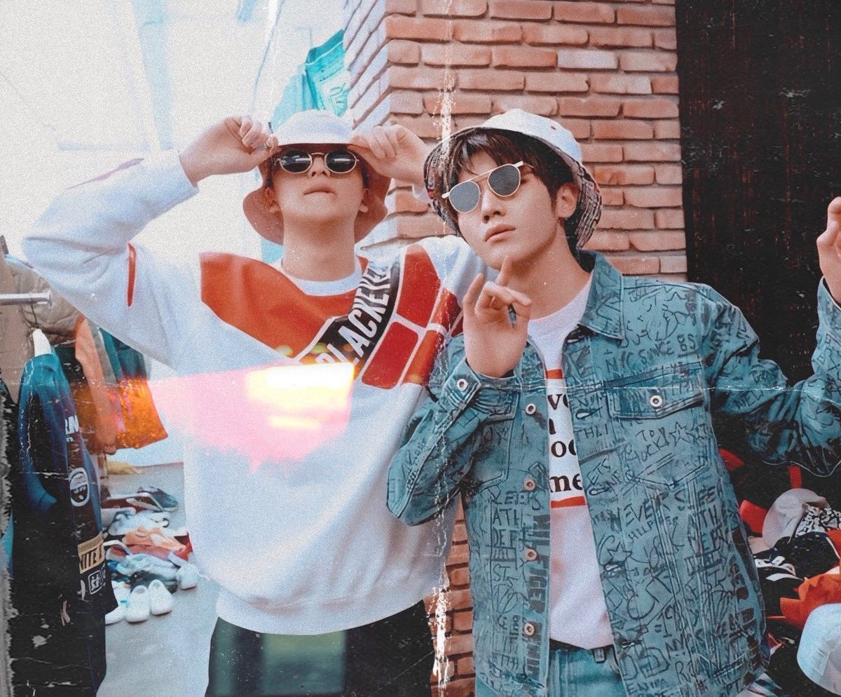 yongslider's tweet photo. jaeyong au - where jaehyun and taeyong have broken up but taeyong still uses jaehyun’s netflix account because he’s a smart and broke boy. https://t.co/VYiw2cFwxo