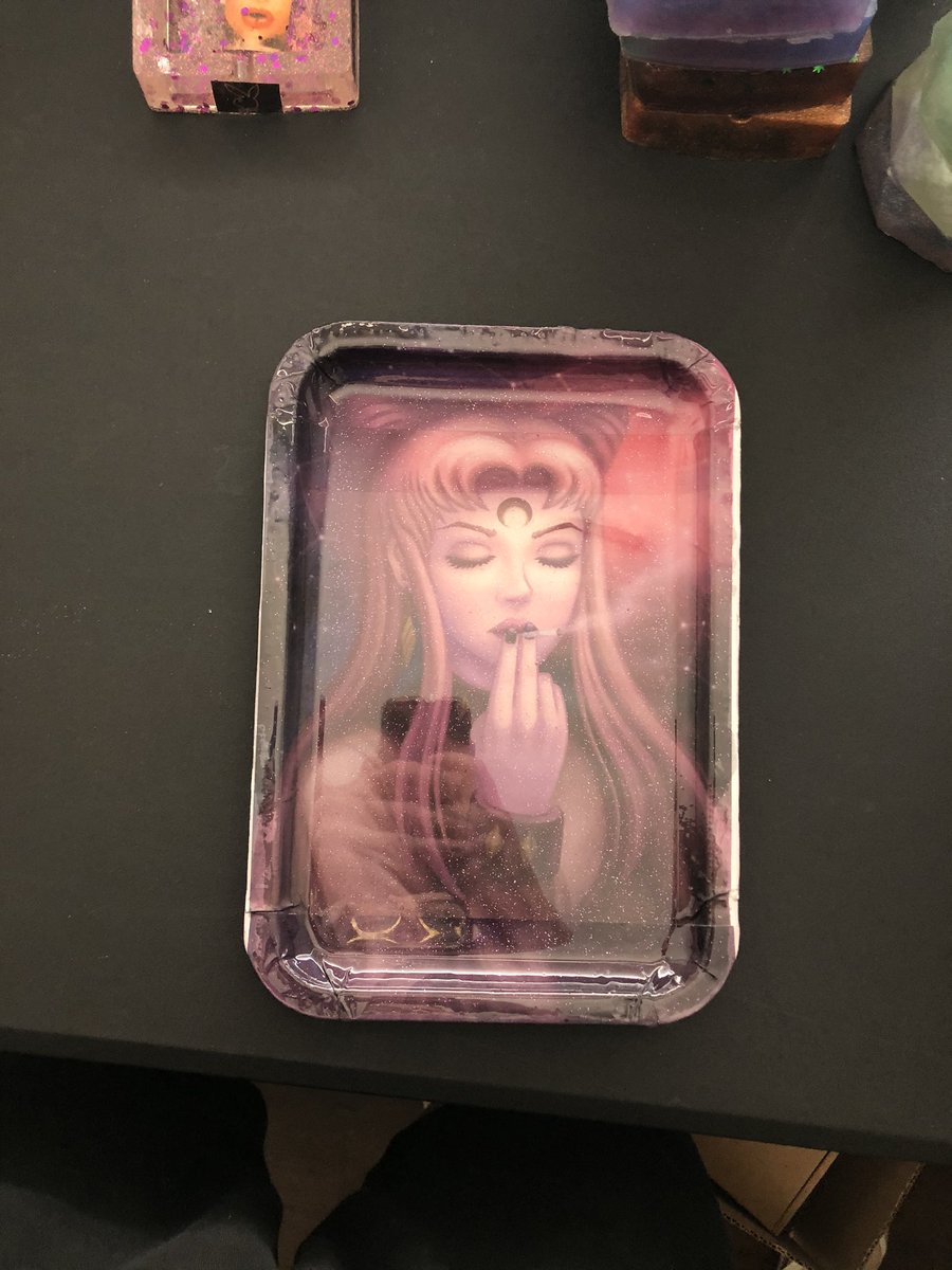 TAdesigns9's tweet photo. Rolling tray for sale half off!! Hit me up with some custom orders we are bored https://t.co/QBZqj0b4V4