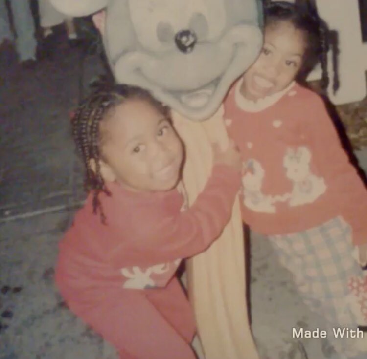 Cayla_Simone32's tweet photo. My younger sister, NaKyraβs birthday is on Wednesday! ππβ€οΈ Jit turning 24. π #OneYearApart #BunkBuddies (1 Yr, 4 months) https://t.co/6f4O5YrApK
