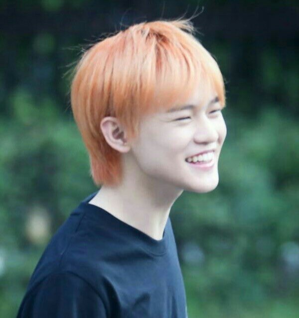 [  #chenle as hinata ]• literal balls of sunshine • always look towards the positive side• don’t take themselves too seriously• but also are extremely dedicated in perfecting their passions• you really can't not love them