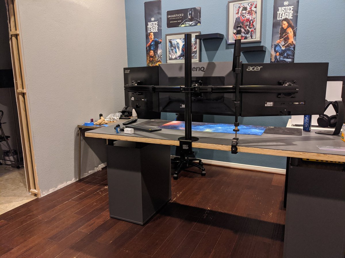 Bulldog_MW's tweet photo. The office rebuild is almost complete!
#newbattlestation https://t.co/swlWVdb5HE