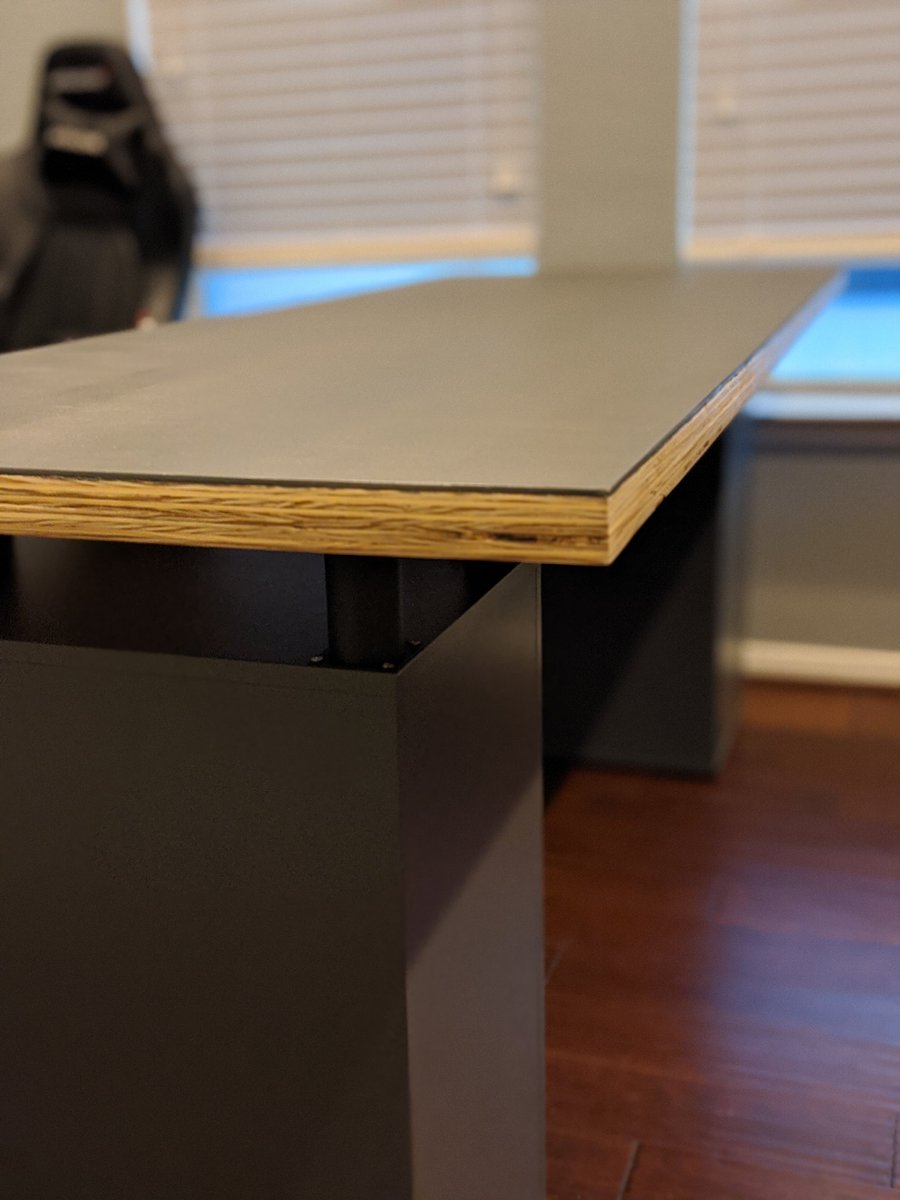 Bulldog_MW's tweet photo. The office rebuild is almost complete!
#newbattlestation https://t.co/swlWVdb5HE