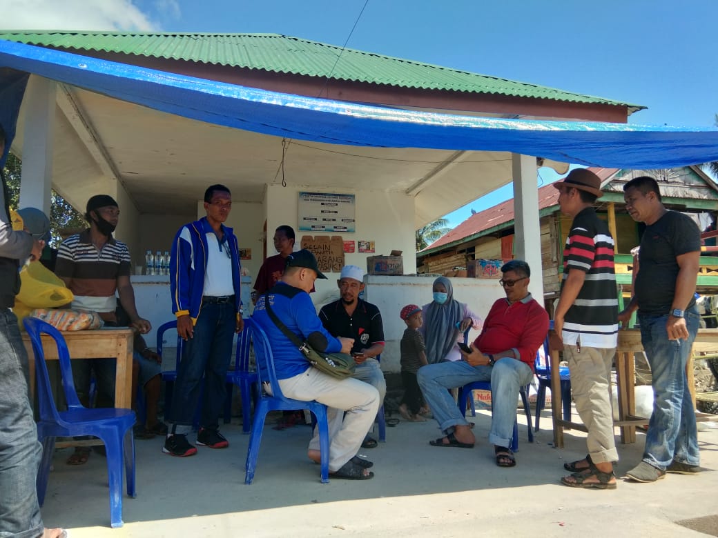 Supm_Bone's tweet photo. @Supm_Bone menyalurkan bantuan kepada korban banjir bandang #Masamba. Senin, 20 Juli 2020
Rombongan dipimpin langsung oleh Bpk @NurdinKasim001 

@brsdm_kp @sjariefwidjaja @Pusdik_KP @bsuprakto @rafi_ohorella @Oghisupm https://t.co/xKBbeCqyvn