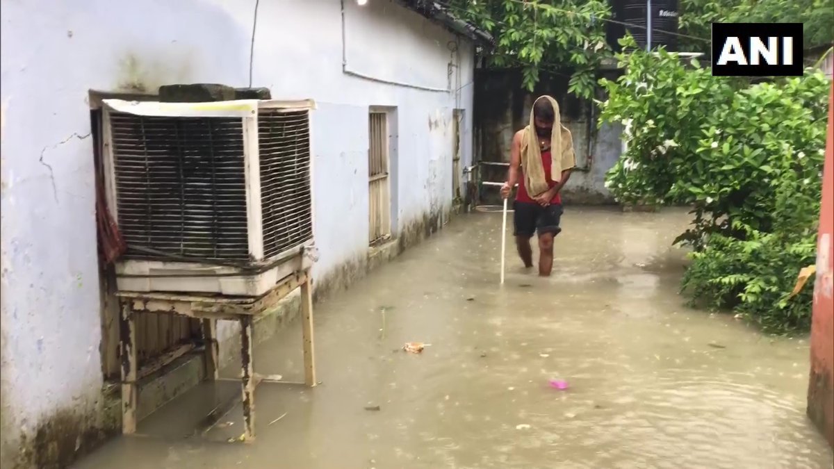ANI's tweet photo. Bihar: Water logging in several parts of Muzaffarpur following heavy rainfall in the region; water enters residential areas. https://t.co/ds9Zs799Xz