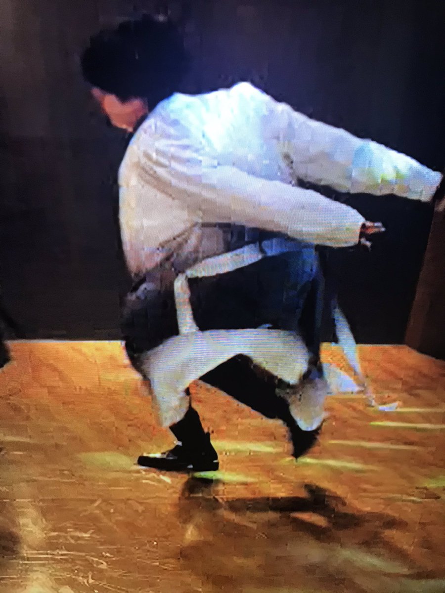 pomham_jin's tweet photo. 親に話しかけられて、たまたま止めたらJINくんがホントにSwanになってた🦢
#SONGS_BTS #JIN https://t.co/cPT9MDBm9E