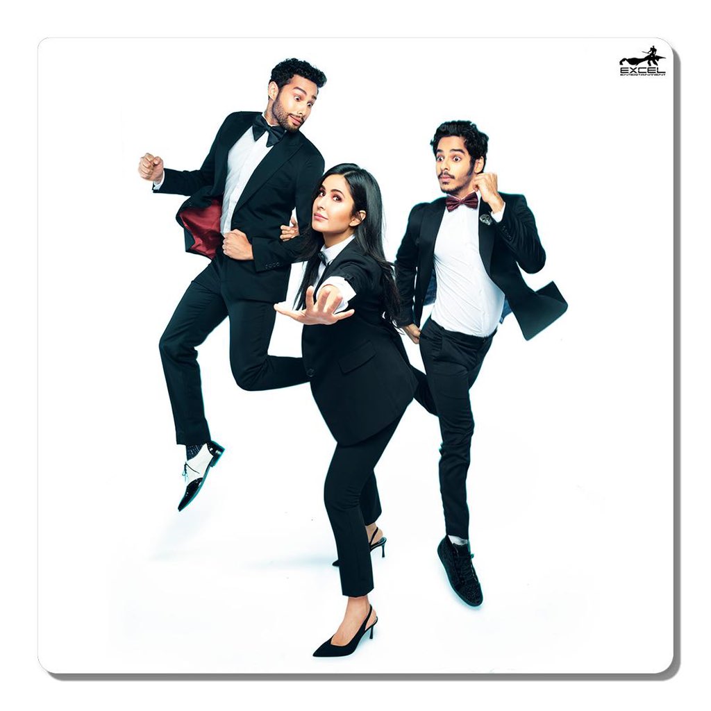 Darna allowed hai, as long as you’re laughing along the way. #PhoneBhoot, ringing in cinemas near you in 2021.

<a href="/gurmmeet/">Gurmmeet Singh</a> #KatrinaKaif @SiddhantChturvD #IshaanKhatter <a href="/raviivar/">Ravi Shankaran</a> <a href="/JasvinderBath/">Jasvinder Bath</a> <a href="/ritesh_sid/">Ritesh Sidhwani</a> <a href="/FarOutAkhtar/">Farhan Akhtar</a>