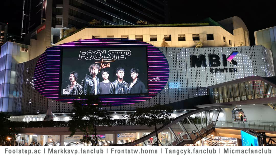 Marksvpfanclub's tweet photo. 𝐏𝐨𝐰𝐞𝐫 𝐨𝐟 𝐅𝐨𝐨𝐥𝐬❤️
20.07 ครบรอบ1ขึ้นจอ MBK เพลง Tears 🤍
#Fools #FoolStep
#FoolStepTears
#FOOLSTEP1STSINGLE
@foolstepband https://t.co/9XMyuGiHwY