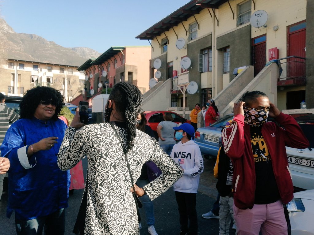 Merentia's tweet photo. @SoliPhilander doing his Thang :)
#SoliPhilander #SpringfieldMatters #MandelaDay2020 #67Minutes #MadibaDay Event in #CapeTown... https://t.co/apEOU5PZTg