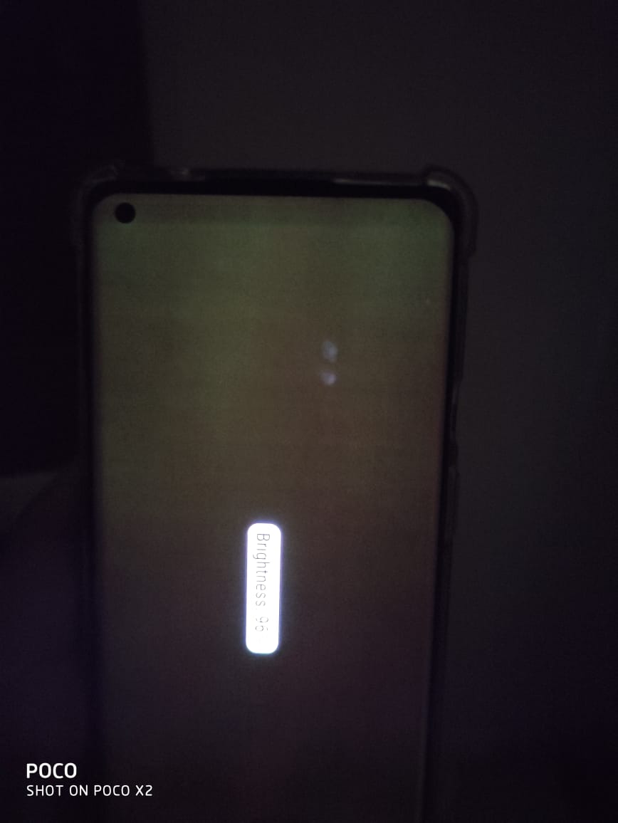 rupyjadwani's tweet photo. @OnePlus_Support @OnePlus_IN #oneplus8series #oneplus8pro 
Purchased OnePlus 8 pro on 19/06/20 @amazonIN 
I'm facing
1)Band near punch hole.
2)Black crush issue.
At first I ignored it, but it actually affects the experience of watching @NetflixIndia @PrimeVideoIN etc.
Reply ASAP. https://t.co/wb3fUrlyiz
