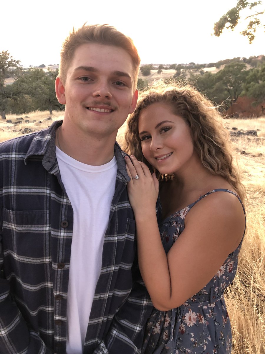 AnnaDanchin's tweet photo. Future Mrs. Kurilin https://t.co/TG6nEvkzMf