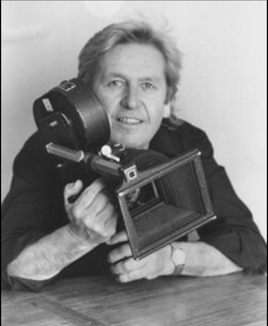 OlsenBenson2223's tweet photo. Remembering #GaryGraver aka #RobertMcCallum on his birthday 7/20/38 cinematographer for Roger Corman also did it for adult films then director of classics Amanda By Night/3AM/V The Hot One/ and 10 1/2 Weeks so many more also worked w/Orsen Welles Graver died in 2006 #Icon #AVNHOF https://t.co/cIIGPohsZN