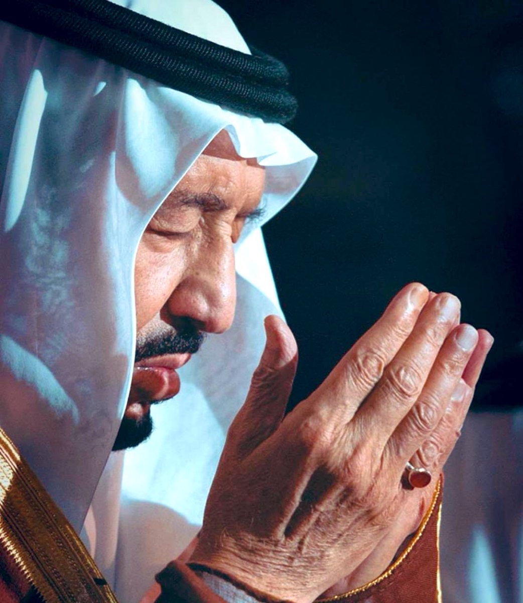 M_Abdullah_9's tweet photo. اللهم احفظ #خادم_الحرمين_الشريفين #الملك_سلمان وألبسه ثوب الصحة والعافية 
#سلامتك_يا_ابوفهد 🇸🇦🇸🇦 https://t.co/k6Gc21rV57